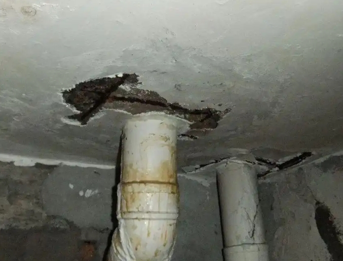 洛龙卫生间漏水维修公司浅析洛龙卫生间渗水维修的方法